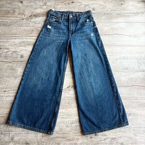 GAP Wide Leg Ankle Blue Jeans